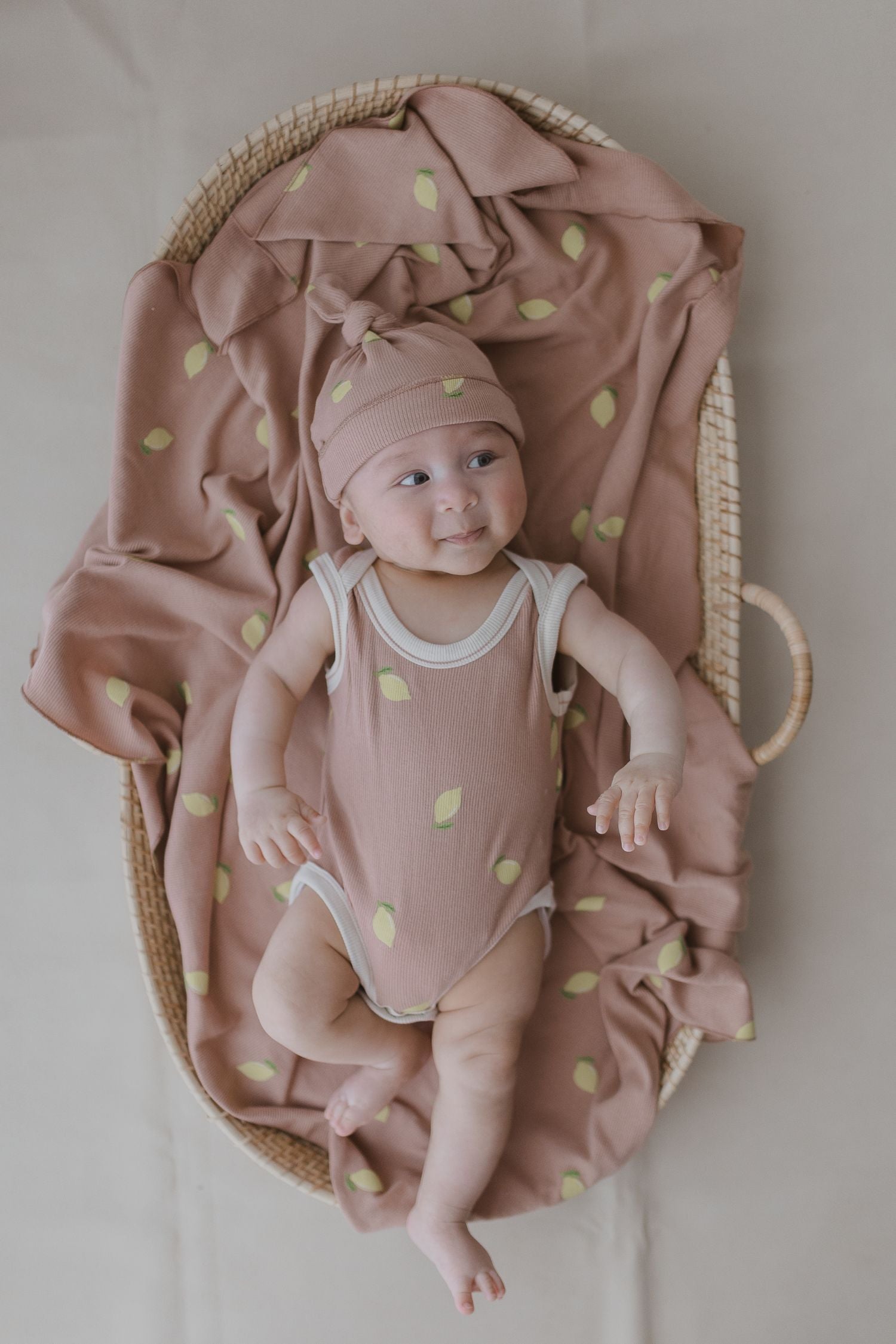 Singlet Lapped Suit. Lemon