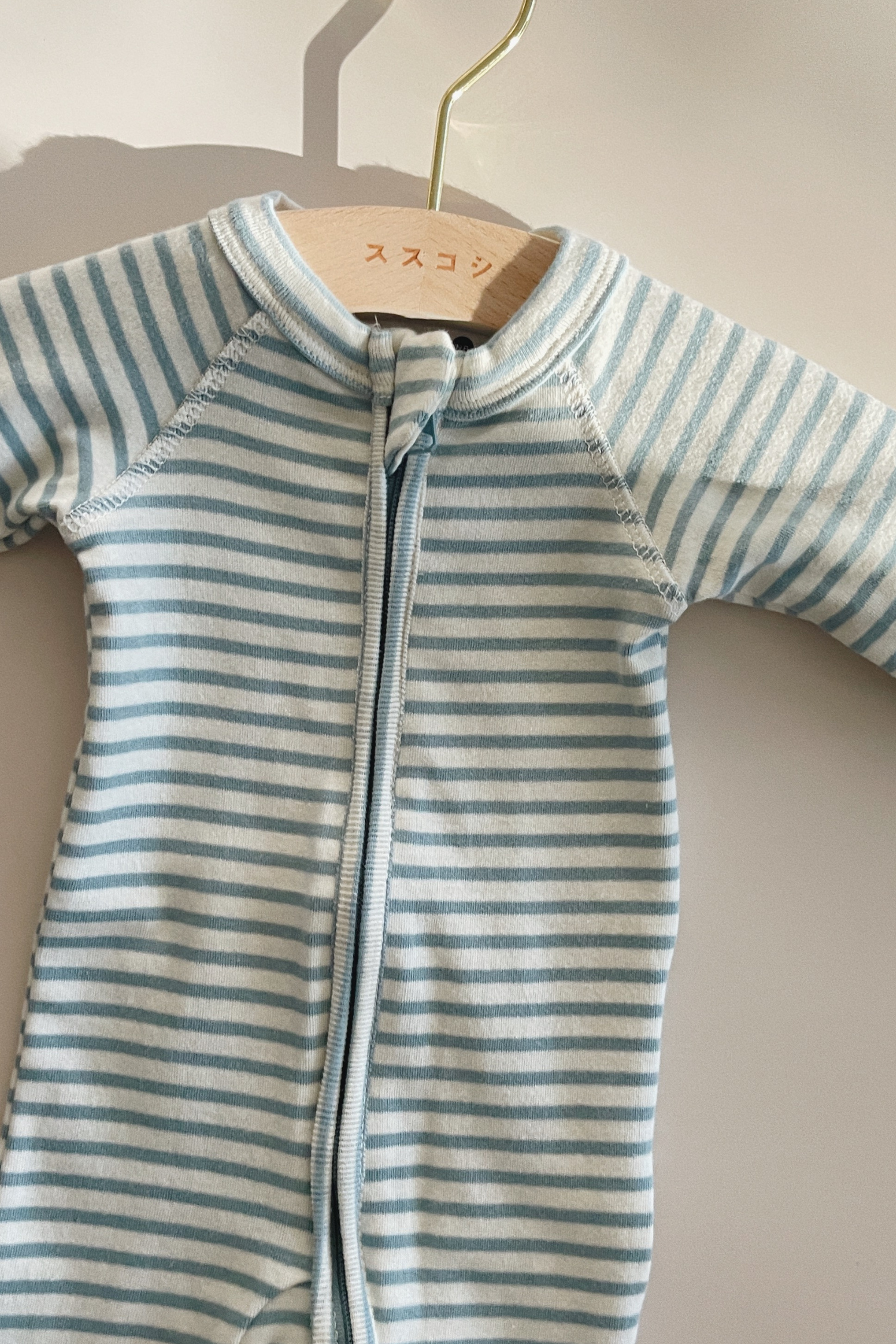 Zip Suit. Seaside