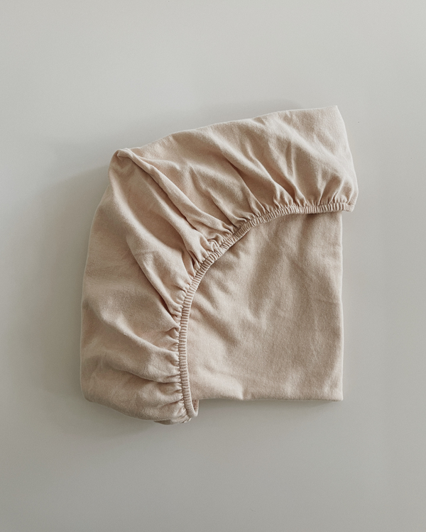 Fitted Sheet. Husk