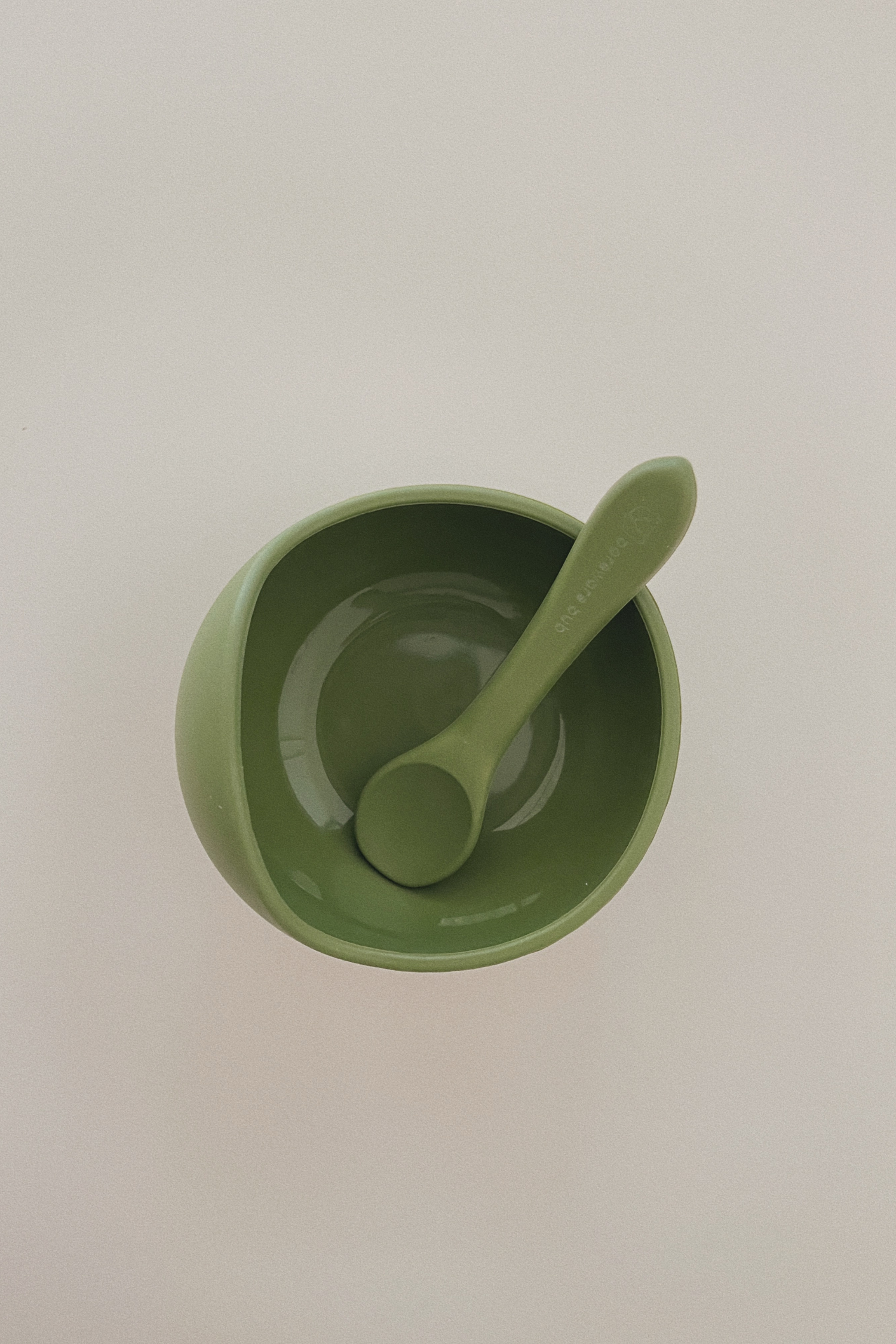 Feed Me Easy | bowl + spoon. Olive