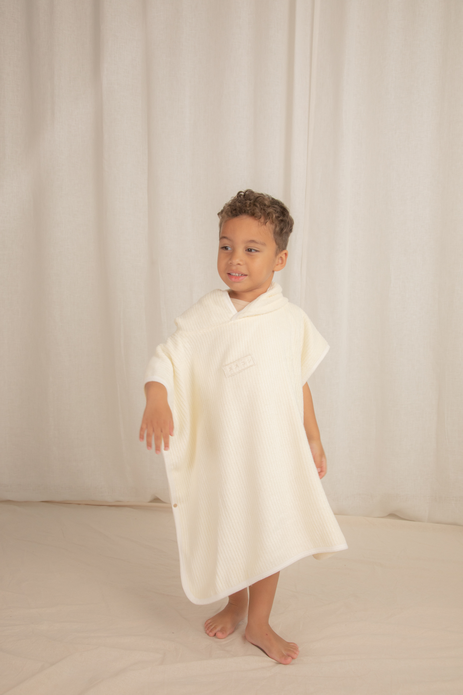 Kids Poncho Towel. Powder